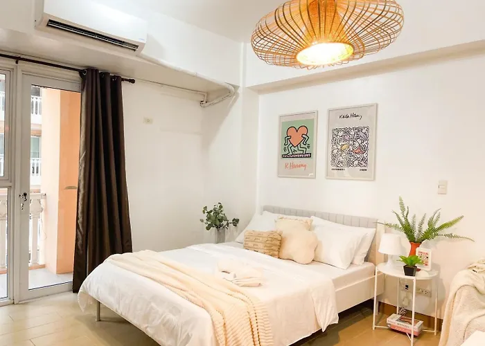 Cozy In Venice Bgc With Balcony #vlrtc28c Holiday home *