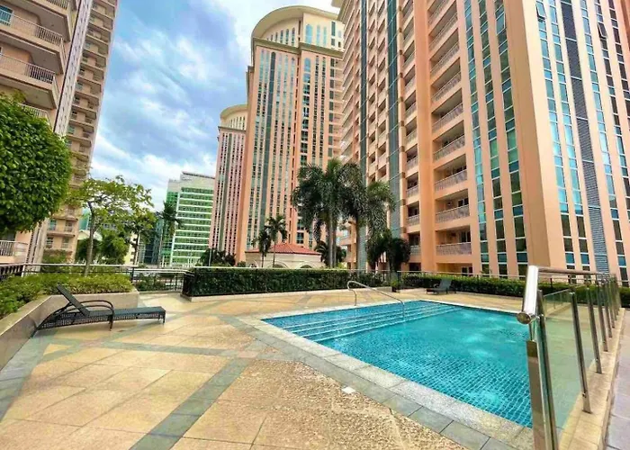 Cozy In Venice Bgc With Balcony #vlrtc28c * Manila
